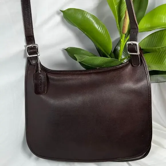 SOLD COACH Vintage 9134 Hippie Flap Bag Shoudler or Crossbody Brown - Picture 1 of 15